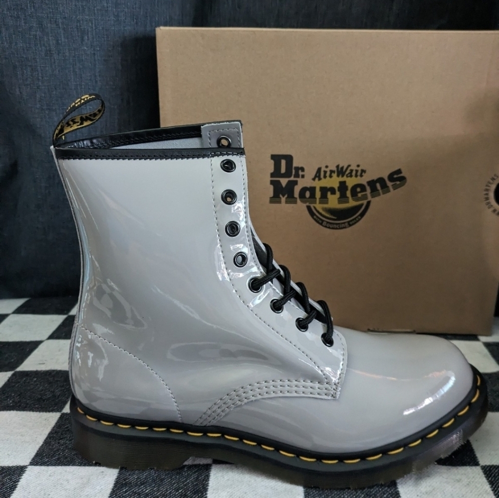 Doc Martens Boots Womens 11 Zinc Grey Patent Leather 1460 Women 112025 - Picture 2 of 10